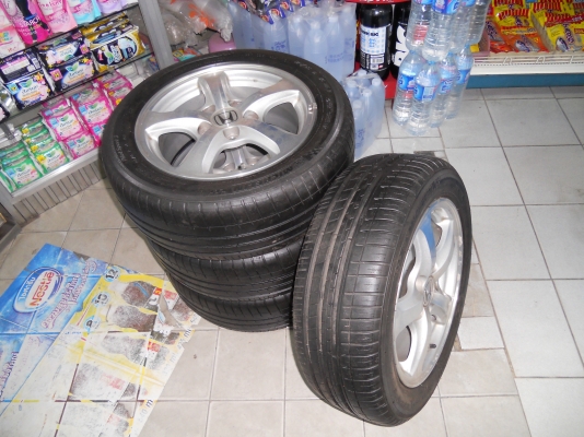 ยางพร้อมแม็ค รถยนต์ HONDA CIVIC