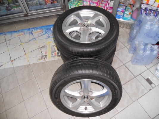 ยางพร้อมแม็ค รถยนต์ HONDA CIVIC