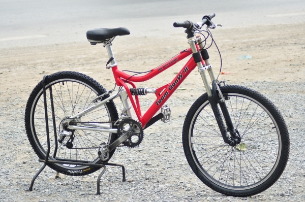 DOWNHILL .................. Team Ganwell ...........  โหด ๆ