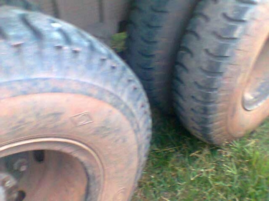 Hino F17 วางเครื่อง F18 สองเพลาดั้ม แอร์มี ทะเบียนไม่ขาด