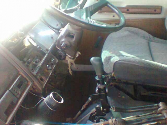 Hino F17 วางเครื่อง F18 สองเพลาดั้ม แอร์มี ทะเบียนไม่ขาด