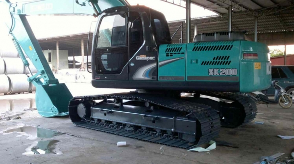 Kobelco SK200 Mark 8 YN12 4xxx Hr. เก็บสีใหม่ พร้อมใช้ Kobelco SK200 Mark 8 YN12 4xxx Hr. เก็บสีใหม่ พร้อมใช้