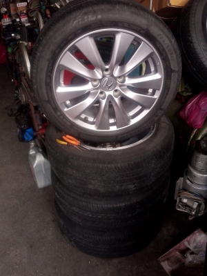 ขายเเม๊ก พร้อมยาง HONDA 225/ 50 /17 อย่างสวย ยางปี 2011