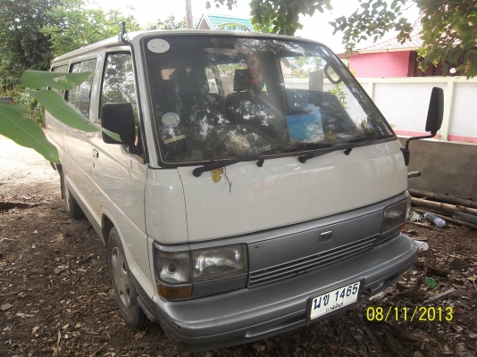 ขายรถตู้ TOYOTA HIACE เครื่่องดี ภาษีครบ ยางใหม่ เหมาะวิ่งรับส่งนักเรียน ราคาคุยได้คับ