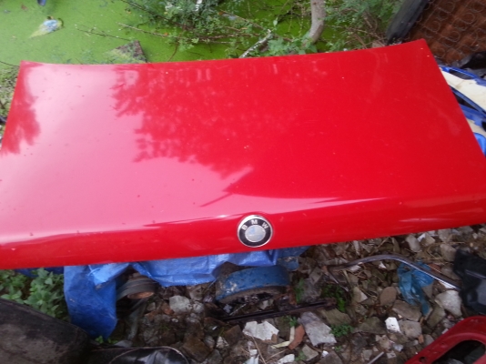 ขายฝากระโปงหลัง BMW E21