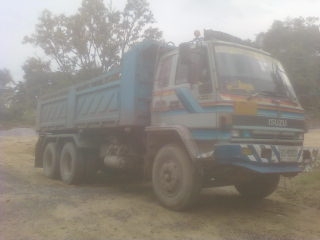 ขายสิบล้อแม่ลูกล็อกกี๊195 วางเครื่อง240 แรงแม่ลูกดั๊ม