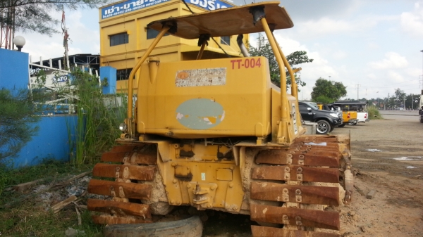 ขายด่วน รถแทรกเตอร์ CAT D4E หลุดมัดจำ ขายด่วน รถแทรกเตอร์ CAT D4E หลุดมัดจำ