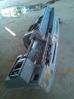 หน้าปัด L200 ไซโคลน