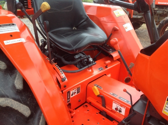 ปัญญาแทรคเตอร์มาแล้ว...จัดมาให้ครับ คูโบต้า L3408 ใบมีดคานบน  เล่มทะเบียนพร้อม