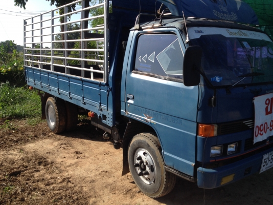 ขายหกล้อNPR 115รถประกอบ  สวยพร้อมใช้