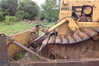 ขายรถแทรกเตอร์ H5Dz ตีนเป็ด เกียร์ตัด เครื่องดี สภาพ