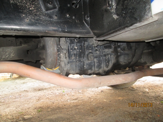 ISUZU-FTR-32N-R-เครื่อง6HE1-195-7,20เมตร-มีลิฟท้าย