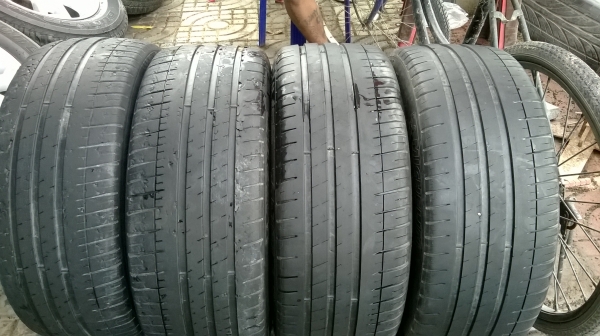 ขายยาง215 45 17 ชุดละ2800
