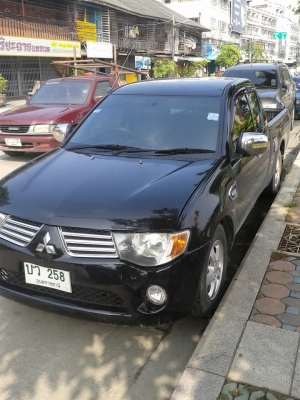 เก๋ง MITSUBISHI