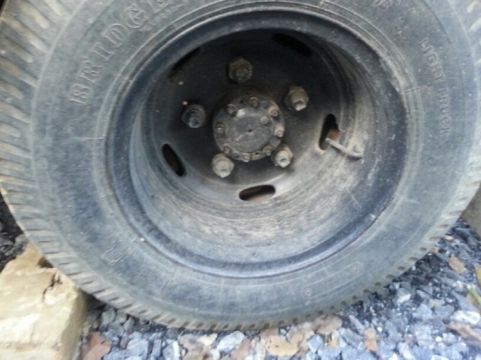 รถฮีโน่ 6 ล้อ ตู้แห้ง 115 แรงม้า ปี 42 สนใจติดต่อ 081 - 6079515 รถฮีโน่ 6 ล้อ ตู้แห้ง 115 แรงม้า ปี 42 สนใจติดต่อ 081 - 6079515