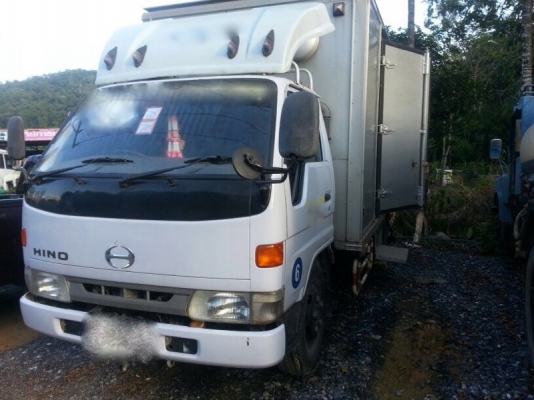 รถฮีโน่ 6 ล้อ ตู้แห้ง 115 แรงม้า ปี 42 สนใจติดต่อ 081 - 6079515 รถฮีโน่ 6 ล้อ ตู้แห้ง 115 แรงม้า ปี 42 สนใจติดต่อ 081 - 6079515