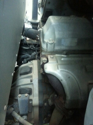 รถฮีโน่ 6 ล้อ ตู้แห้ง 115 แรงม้า ปี 42 สนใจติดต่อ 081 - 6079515 รถฮีโน่ 6 ล้อ ตู้แห้ง 115 แรงม้า ปี 42 สนใจติดต่อ 081 - 6079515