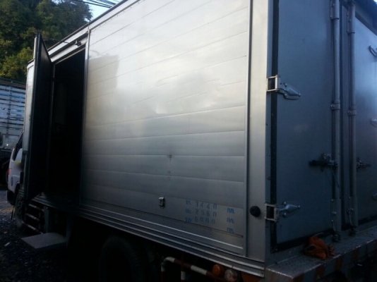 รถฮีโน่ 6 ล้อ ตู้แห้ง 115 แรงม้า ปี 42 สนใจติดต่อ 081 - 6079515 รถฮีโน่ 6 ล้อ ตู้แห้ง 115 แรงม้า ปี 42 สนใจติดต่อ 081 - 6079515