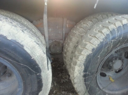 รถฮีโน่ 10 ล้อ รั้ว KT 925 168 แรงม้า สนใจติดต่อ 081 - 6079515 รถฮีโน่ 10 ล้อ รั้ว KT 925 168 แรงม้า สนใจติดต่อ 081 - 6079515