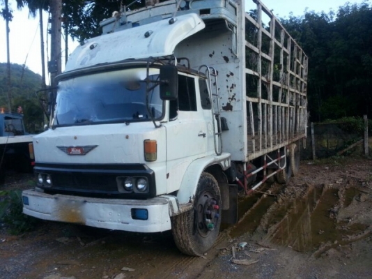 รถฮีโน่ 10 ล้อ รั้ว KT 925 168 แรงม้า สนใจติดต่อ 081 - 6079515 รถฮีโน่ 10 ล้อ รั้ว KT 925 168 แรงม้า สนใจติดต่อ 081 - 6079515