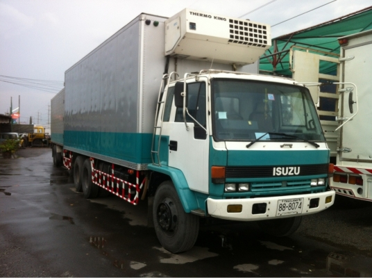 รถตู้เย็น10ล้ออีซูซุ175hp