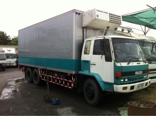 รถตู้เย็น10ล้ออีซูซุ175hp
