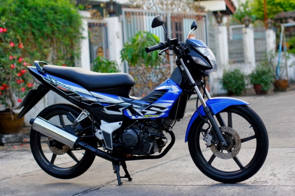 โซนิค ตัวใหม่ สีน้ำเงิน เดิมๆ ล้อแม๊ก สวยๆ รถมือเดียว โซนิค ตัวใหม่ สีน้ำเงิน เดิมๆ ล้อแม๊ก สวยๆ รถมือเดียว