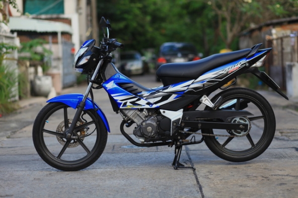 โซนิค ตัวใหม่ สีน้ำเงิน เดิมๆ ล้อแม๊ก สวยๆ รถมือเดียว โซนิค ตัวใหม่ สีน้ำเงิน เดิมๆ ล้อแม๊ก สวยๆ รถมือเดียว