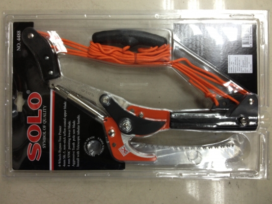 กรรไกรกระตุกกิ่ง SOLO รุ่น4488  รอกคู่