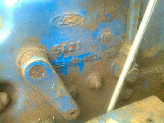 ขายฟอร์ด6610 เสื้อลาย สองเพลา พร้อมอุปกรณ์ดันหน้าหางไถ พร้อมใช้เลยครับ