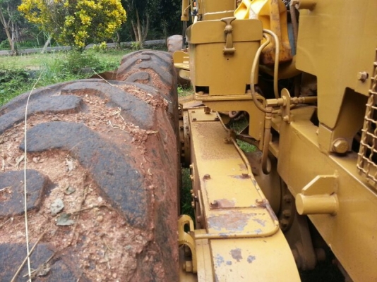 รถเกรด CAT 140G สนใจติดต่อ 081 - 6079515 รถเกรด CAT 140G สนใจติดต่อ 081 - 6079515