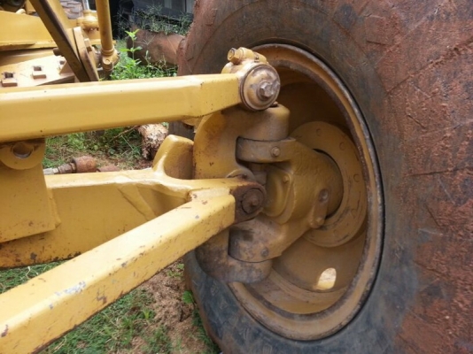 รถเกรด CAT 140G สนใจติดต่อ 081 - 6079515 รถเกรด CAT 140G สนใจติดต่อ 081 - 6079515