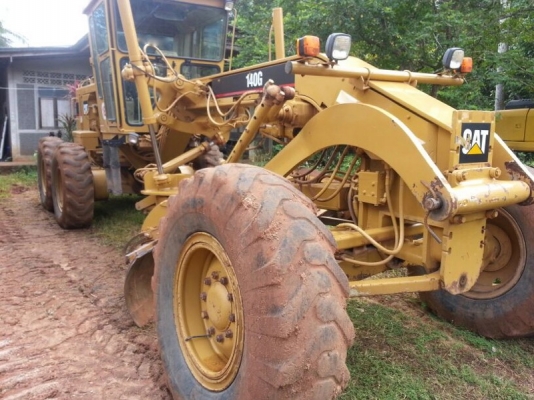 รถเกรด CAT 140G สนใจติดต่อ 081 - 6079515 รถเกรด CAT 140G สนใจติดต่อ 081 - 6079515