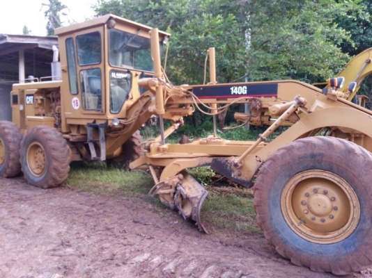 รถเกรด CAT 140G สนใจติดต่อ 081 - 6079515 รถเกรด CAT 140G สนใจติดต่อ 081 - 6079515