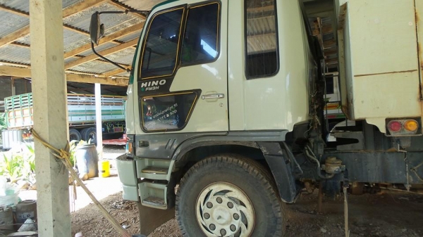 ขายด่วน ไฮเทค 3H195 กระบะเหล็ก สวยมาก โทร 088-5433231 ขายด่วน ไฮเทค 3H195 กระบะเหล็ก สวยมาก โทร 088-5433231