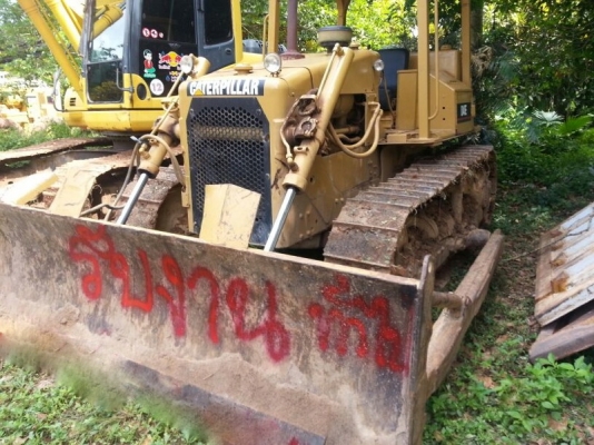 รถแทรกเตอร์ D4E สนใจติดต่อ 081 - 6079515 รถแทรกเตอร์ D4E สนใจติดต่อ 081 - 6079515