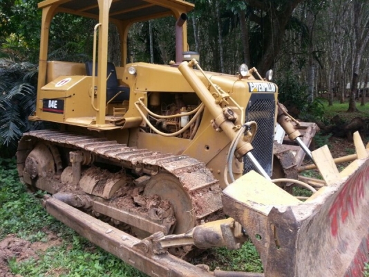 รถแทรกเตอร์  D4E   สนใจติดต่อ 081 - 6079515