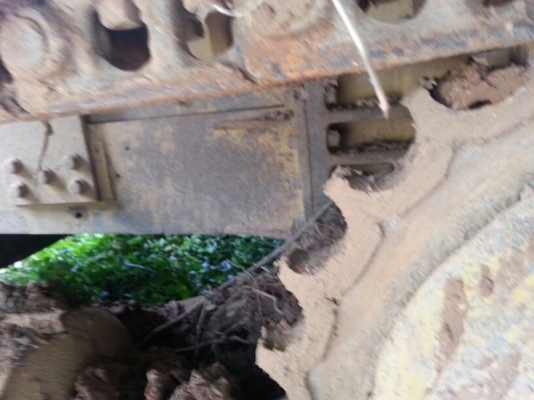 รถแทรกเตอร์ D4E สนใจติดต่อ 081 - 6079515 รถแทรกเตอร์ D4E สนใจติดต่อ 081 - 6079515