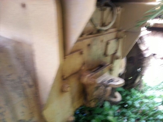 รถแทรกเตอร์ D4E สนใจติดต่อ 081 - 6079515 รถแทรกเตอร์ D4E สนใจติดต่อ 081 - 6079515