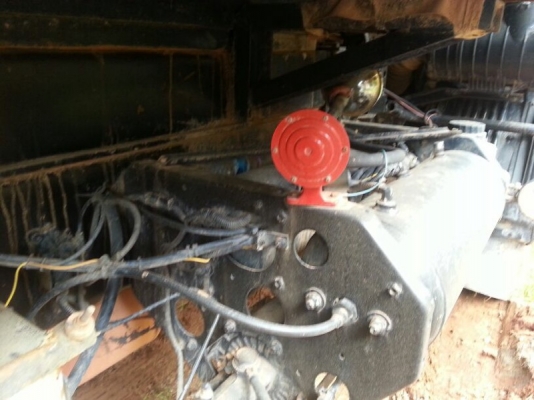 รถฮีโน่ 10 ล้อดั้ม FM1J 260 แรงม้า ปี 49 สนใจติ ดต่อ 081 - 6079515 รถฮีโน่ 10 ล้อดั้ม FM1J 260 แรงม้า ปี 49 สนใจติ ดต่อ 081 - 6079515