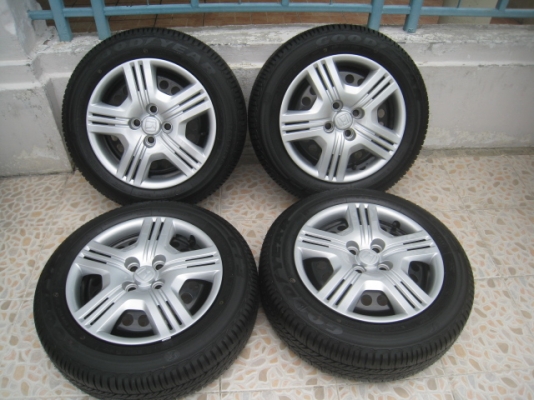 ขายกะทะล้อป้ายแดง Honda Jazz 15 4รู100 ยางปี13 สีและตุ่มที่หน้ายางมีอยู่ทุกเส้นครับ สนใจติดต่อเล็กคลองสาม (081-3747940)