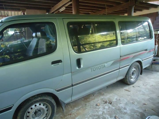 ขายรถตู้รุ่น HIACE