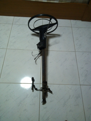 ขายชุด พวงมาลัย เกียร์มือ เปอร์โย 504