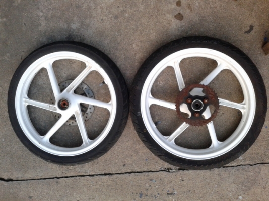 สตัททอง พักเท้าอลูมิเนียม  ปกับแต่ง ฝาน้ำมันเบรกหลายอย่าง