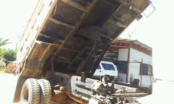 6ล้อดั้ม165แรง HINO KM777 Fหน้า F หลัง.. 6ล้อดั้ม165แรง HINO KM777 Fหน้า F หลัง..