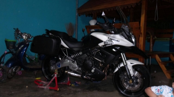 ขาย versys 2011