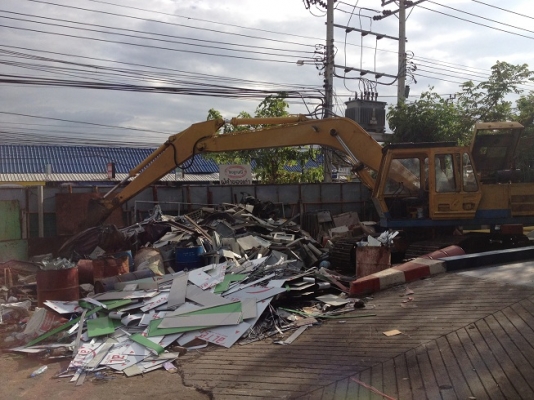 ขาย PC200-2 บูมใหญ่ หัวคีบ พร้อมใช้งาน