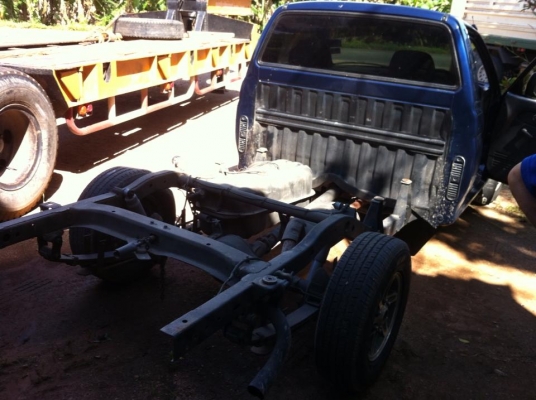 ขายรถกะบะดั้ม มิซูมิชิ  สตราด้า