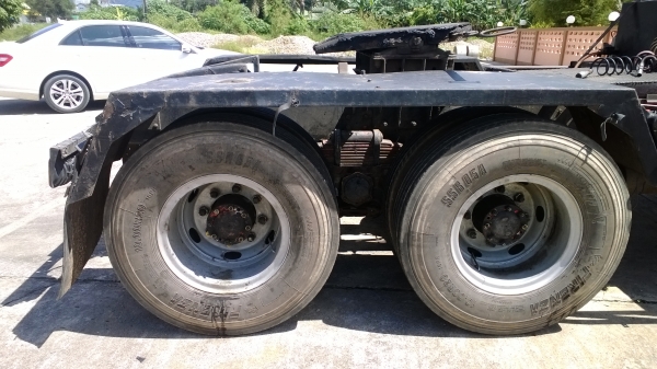 10ล้อหัวลาก2เพลา หัวโปรเฟีย..320แรง เครื่องPO9 ....รถสวยดี