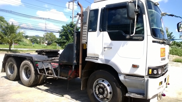 10ล้อหัวลาก2เพลา หัวโปรเฟีย..320แรง เครื่องPO9 ....รถสวยดี